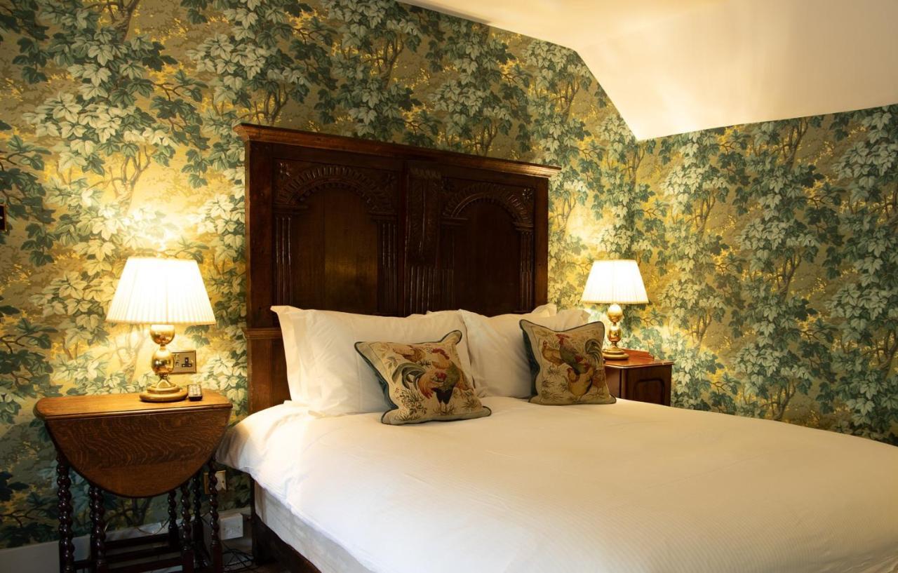 Ockenden Manor Hotel & Spa Cuckfield Exteriör bild