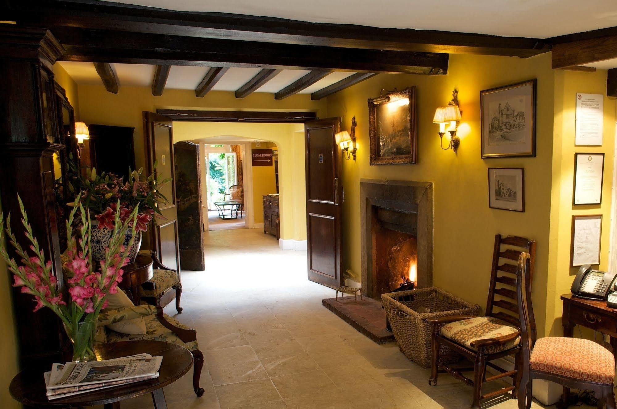 Ockenden Manor Hotel & Spa Cuckfield Exteriör bild