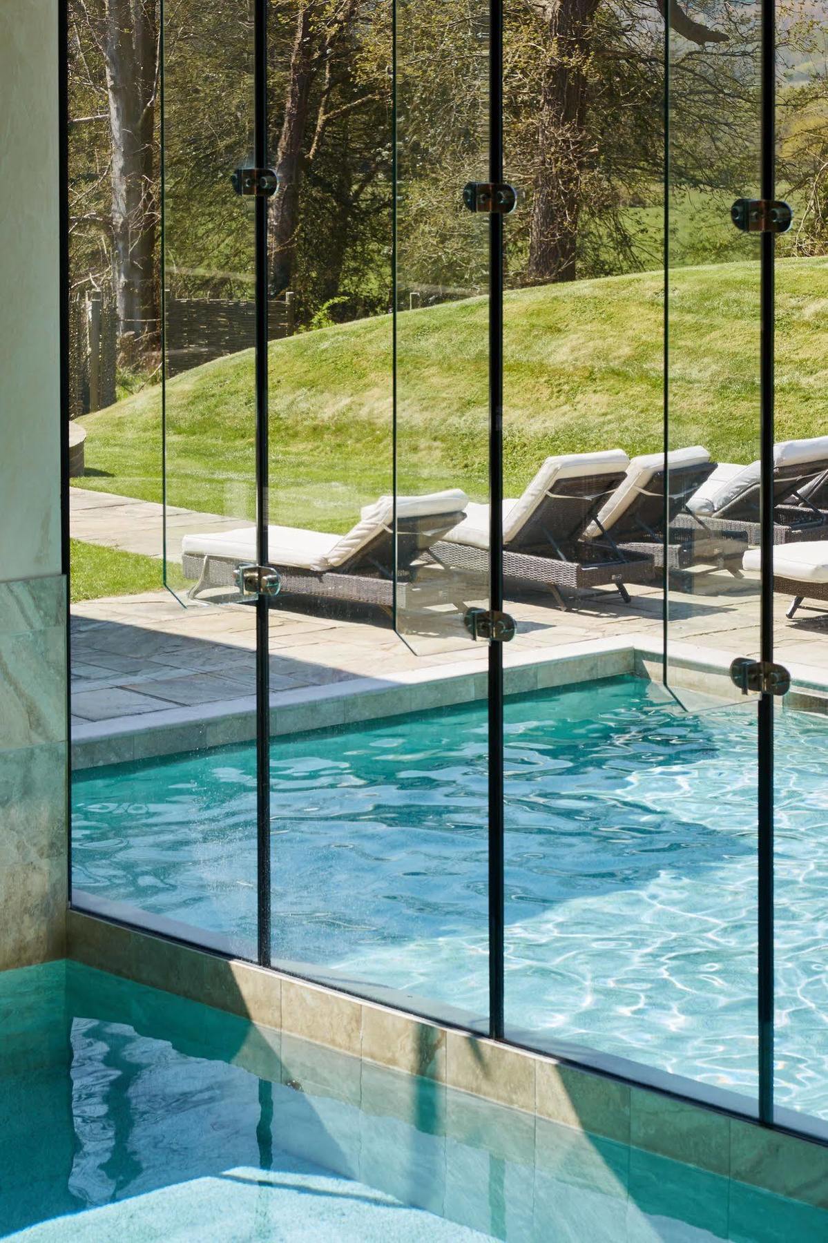 Ockenden Manor Hotel & Spa Cuckfield Exteriör bild